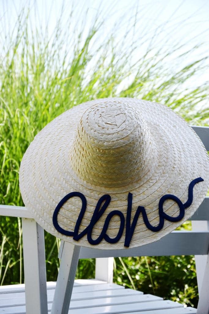 DIY: Strohhut mit Schrift aus Schnürsenkeln – IKEA Fashion Hack