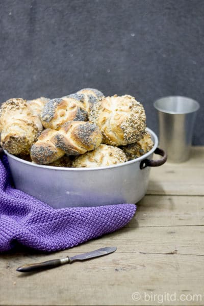 Knusprige Körnerbrötchen nach dem Salz-Hefe-Verfahren [Birgit D]