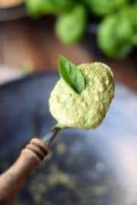 Leichtes Basilikum-Pesto mit Joghurt – Easypeasy Feierabend-Rezept