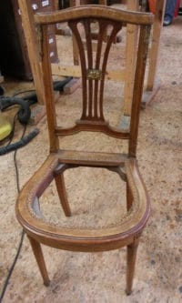 Restauration eines Stuhls
