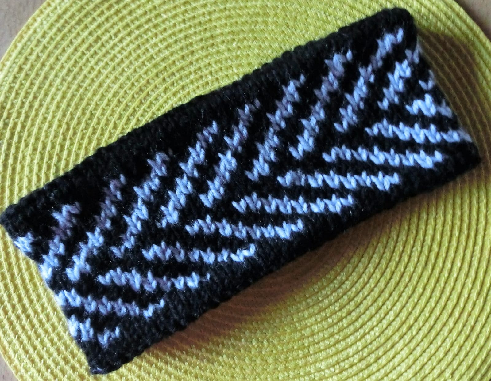 Schickes Stirnband für den Winter