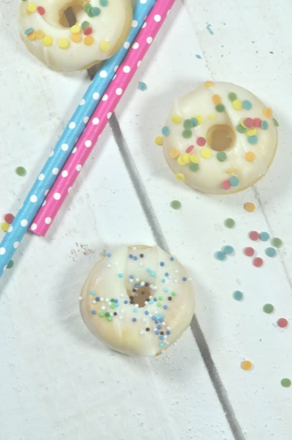 Eisschokolade mit Mini-Donuts
