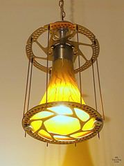 ML Upcycling Licht – Zauberhafte Beleuchtung aus schönem Schrott und hübschen Fundstücken.