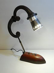 ML Upcycling Licht – Zauberhafte Beleuchtung aus schönem Schrott und hübschen Fundstücken.