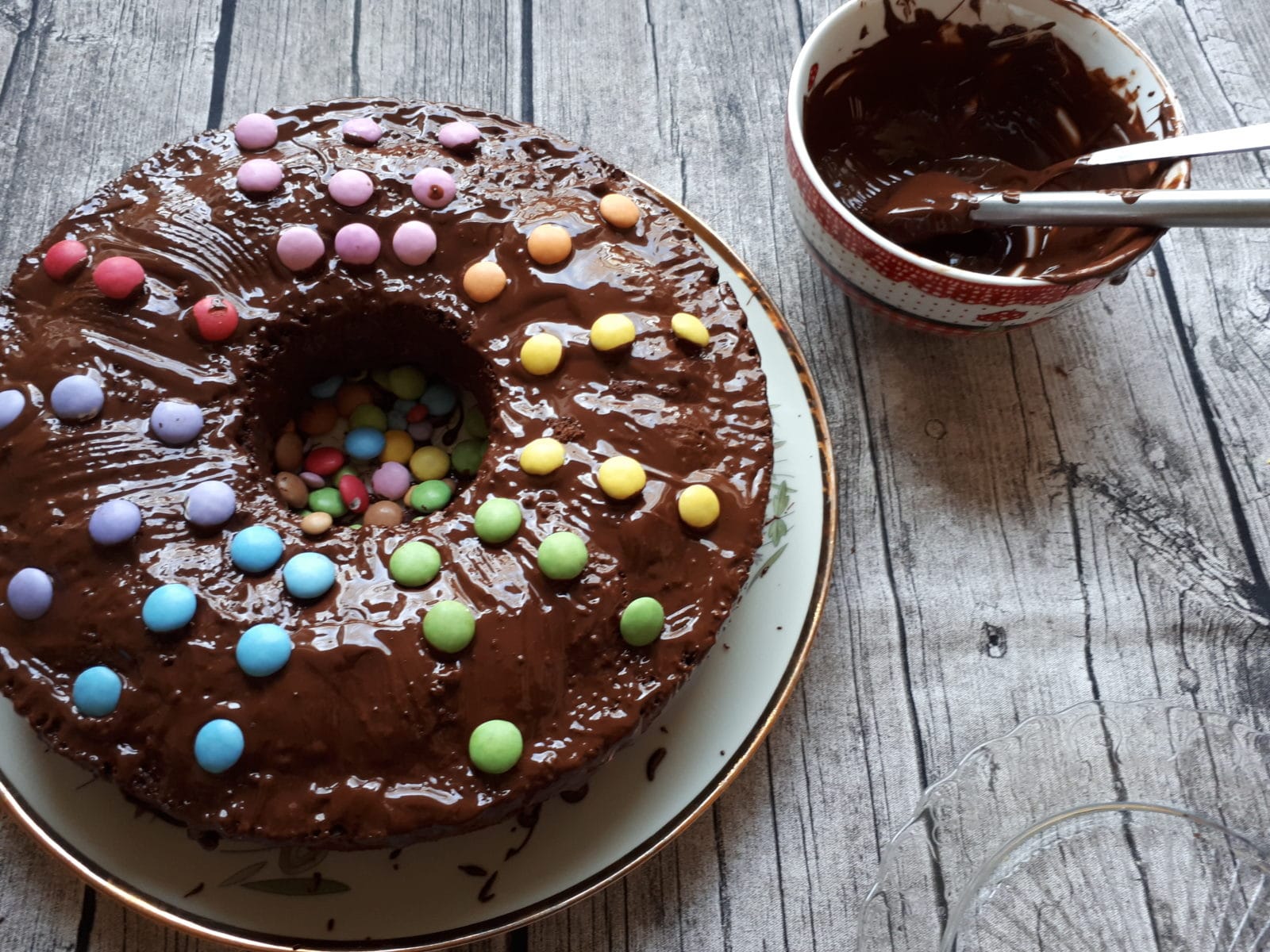 Bunter Marmorkuchen mit viel Schokolade