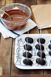 Die legendären OREO-Pralinen aus 3 Zutaten – zu Ostern in Ei-Form