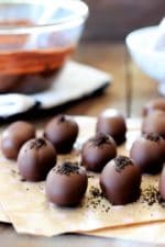 Die legendären OREO-Pralinen aus 3 Zutaten – zu Ostern in Ei-Form