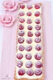 Zarte Himbeertarte mit Mürbeteigboden