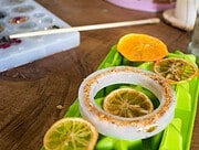 DIY – Armreifen mit echten Blüten