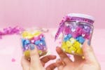 DIY Regenbogen-Kerze selber machen