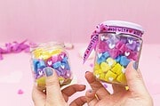 DIY Regenbogen-Kerze selber machen