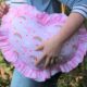 Nicht nur für Muttertag: Herzkissen mit Rüschen nähen