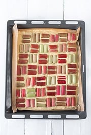 Einfacher Rhabarberkuchen vom Blech