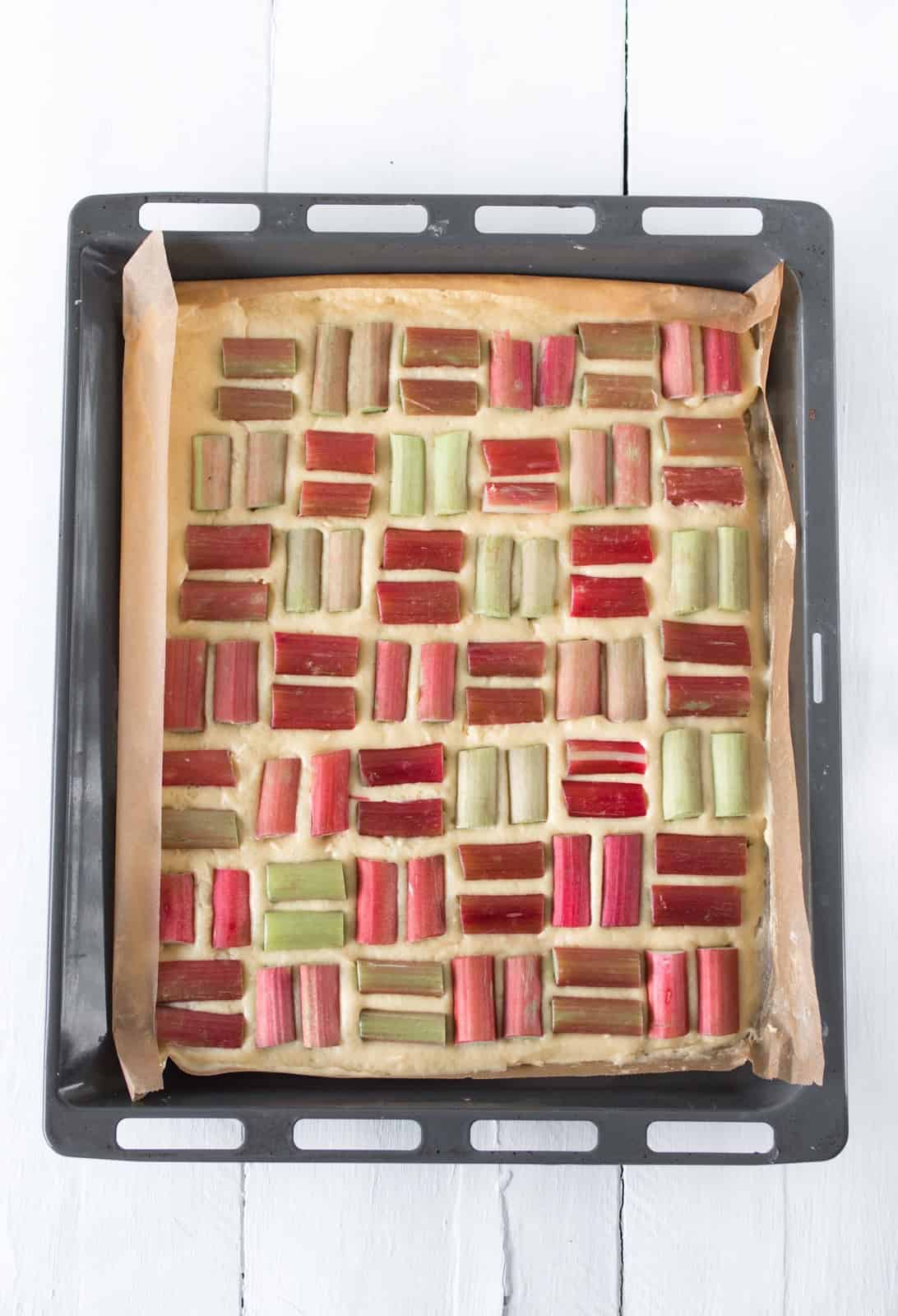 Einfacher Rhabarberkuchen vom Blech