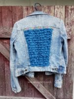 DIY-Jeansjacke mit Rüschen/Volants