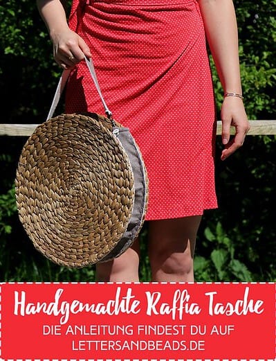 Trendy Raffia-Tasche aus Untersetzern