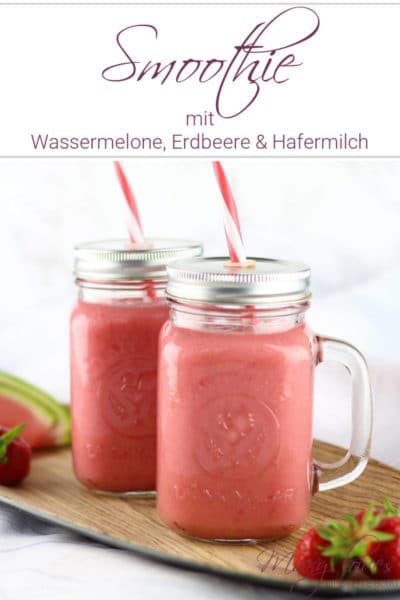 Cremiger Wassermelonen-Erdbeer-Smoothie mit Hafermilch