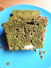 Matcha Kuchen mit weißer Schokolade