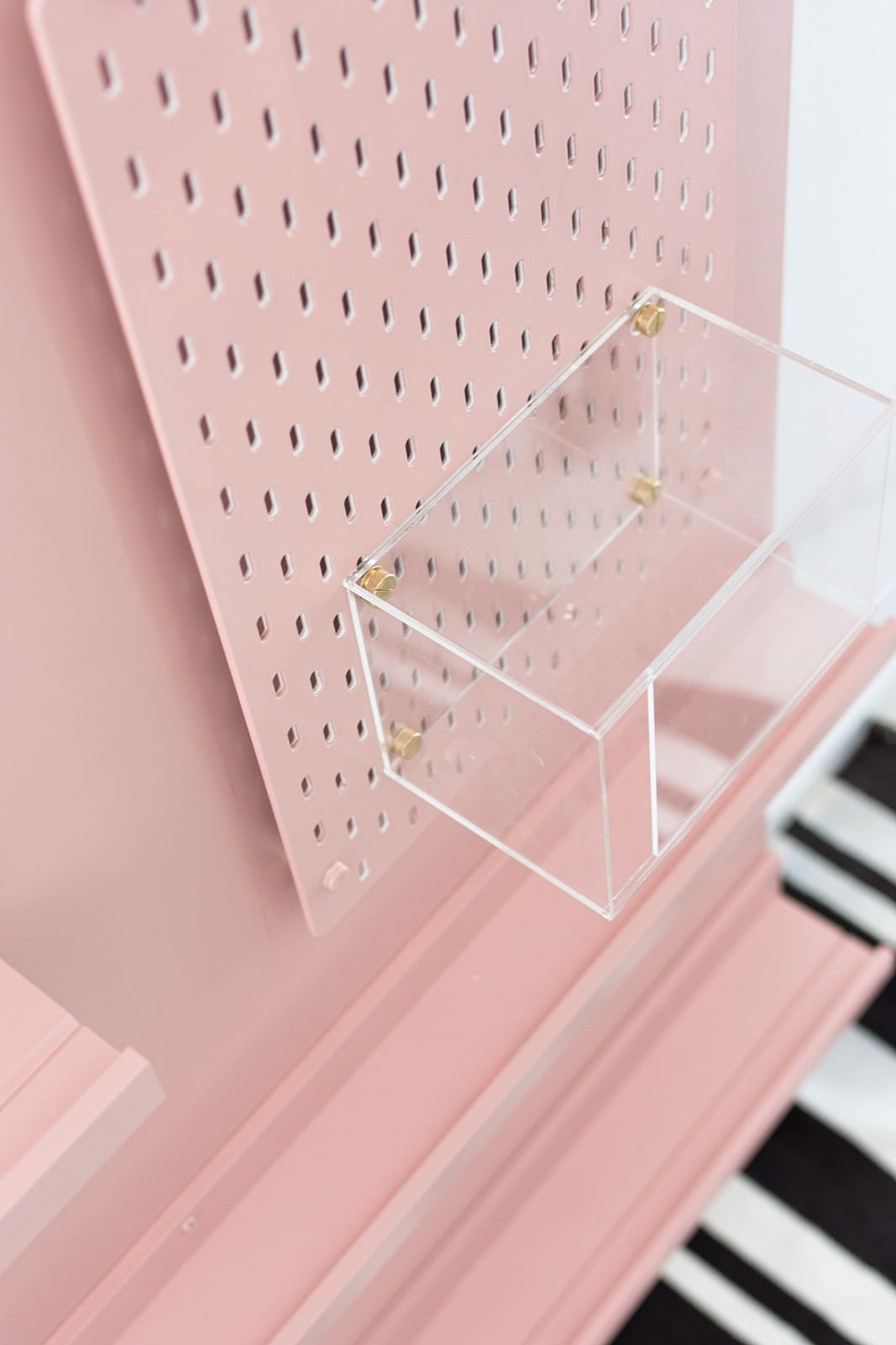 DIY: Mobile Bilderwand selber bauen