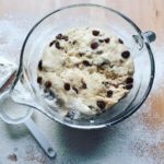 Leckere und einfache Rosinenbrötchen aus Hefeteig