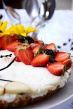 Boho Flowergirl trifft einfachsten Cheesecake der Welt – meine Version des Face Cake-Trends