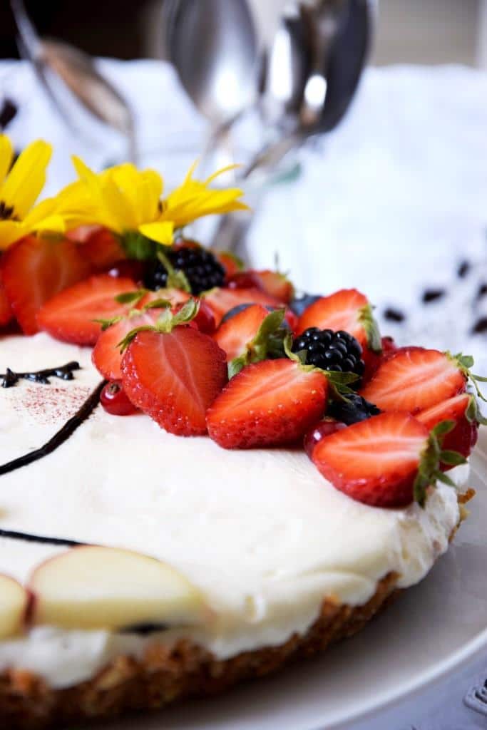 Boho Flowergirl trifft einfachsten Cheesecake der Welt – meine Version des Face Cake-Trends