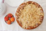Aprikosen-Eierlikör-Streuselkuchen