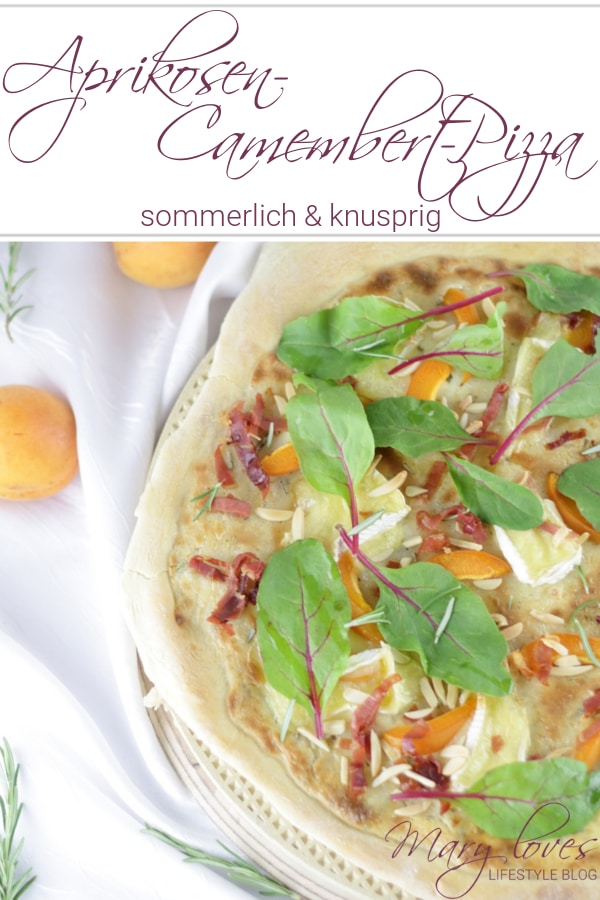 Sommerliche Aprikosen-Camembert-Pizza