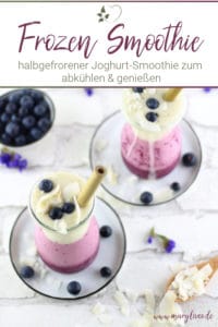 Frozen Yogurt Smoothie mit Bananen und Heidelbeeren