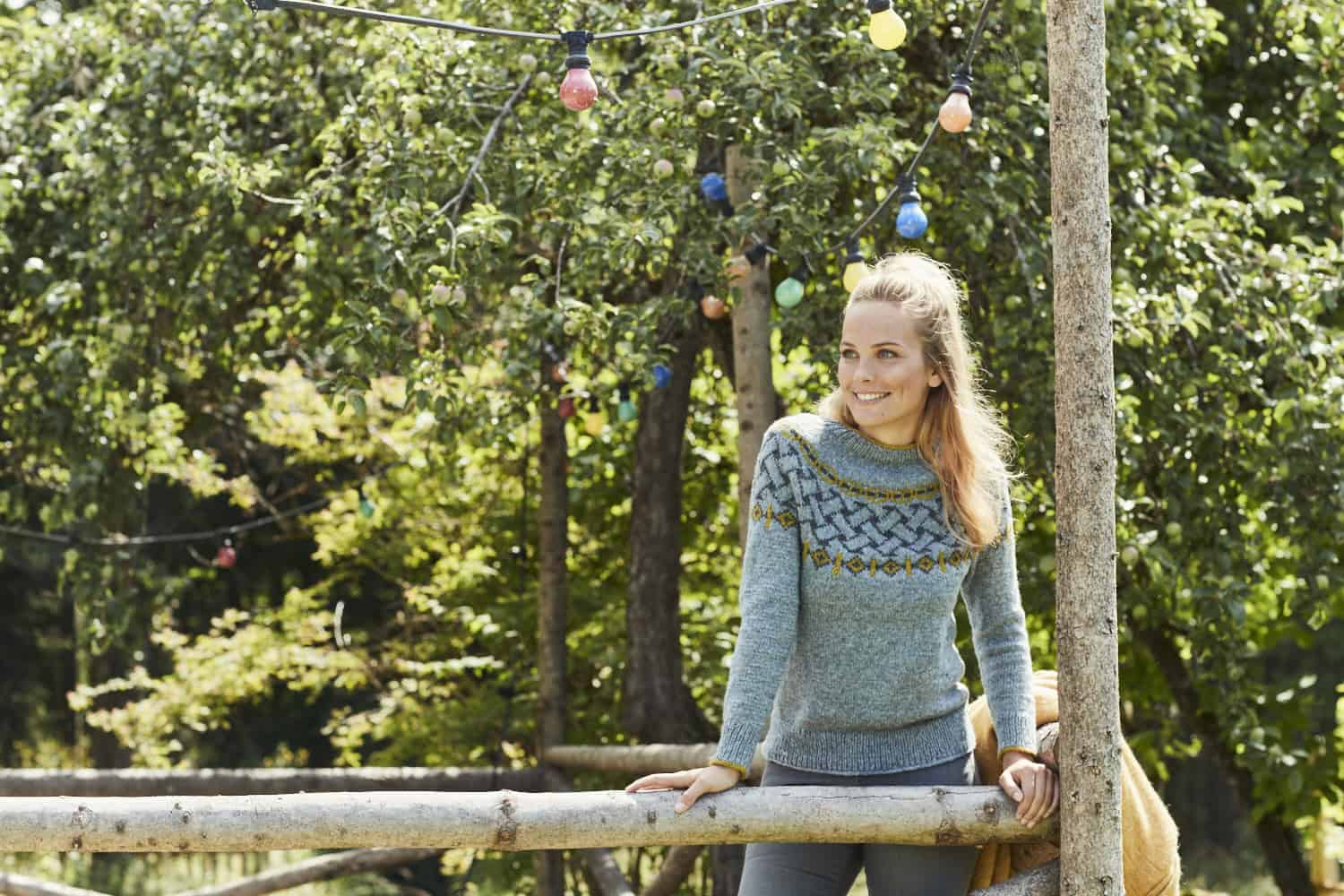 Flechtwerk – Rundpassen-Pulli
