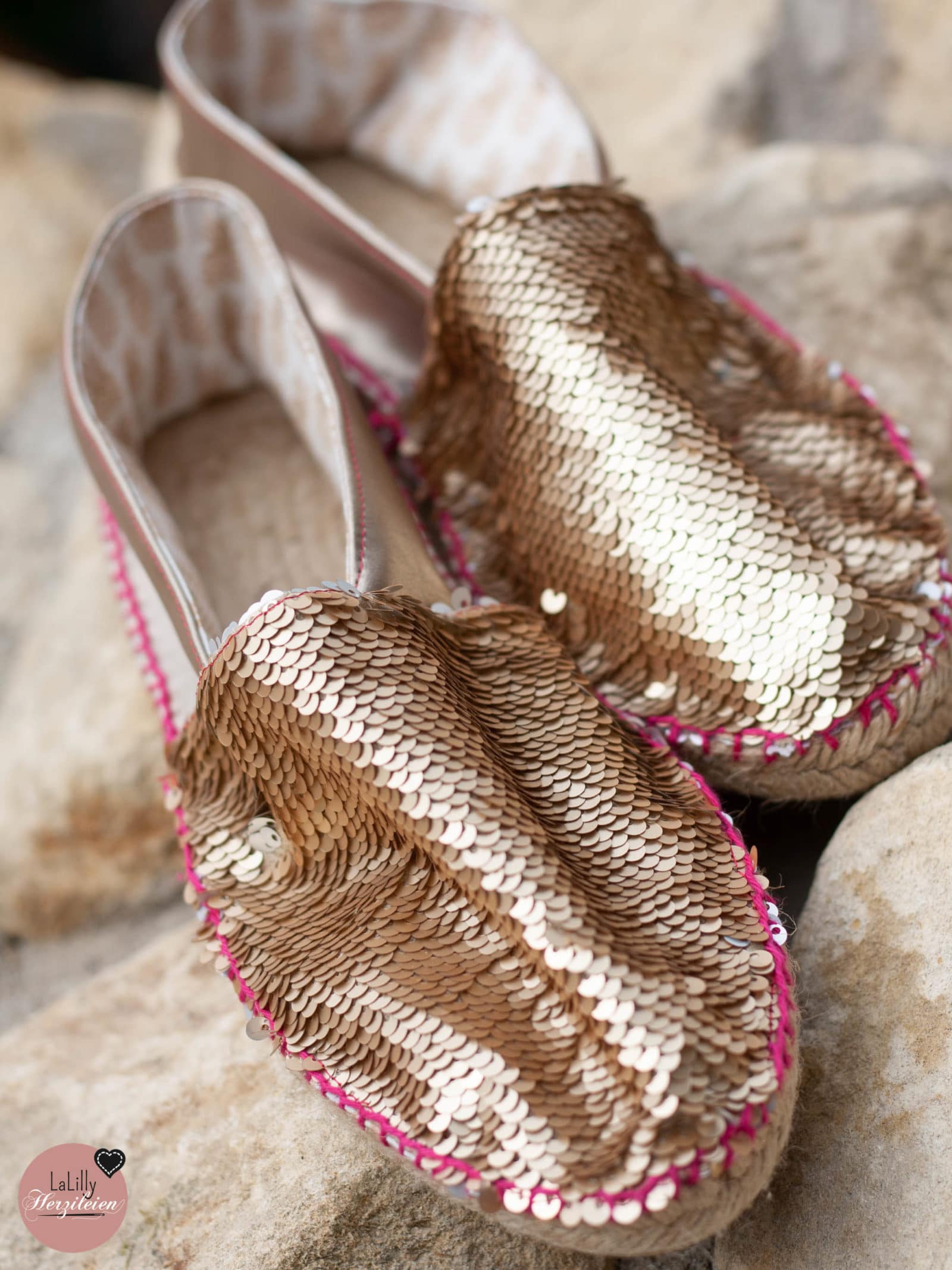 Espadrilles anpassen für einen hohen oder flachen Spann