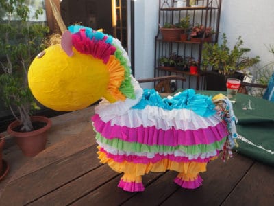 Einhorn-Pinata zum nicht-kaputt-schlagen