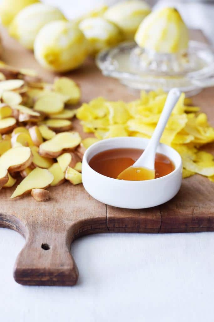 Tschüss Erkältung! Meine Wunderwaffe für die fiese Erkältungszeit: Ingwer-Zitronen-Sirup, einfach selbstgemacht