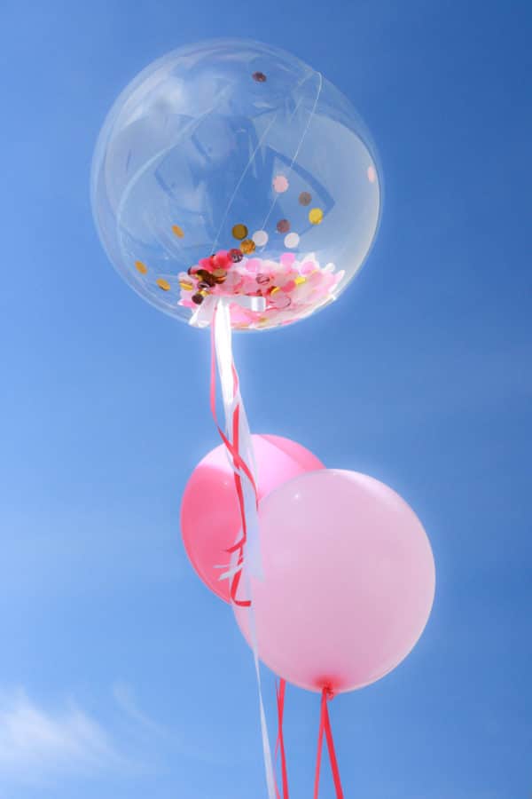 Konfetti und Ballons für deine Party