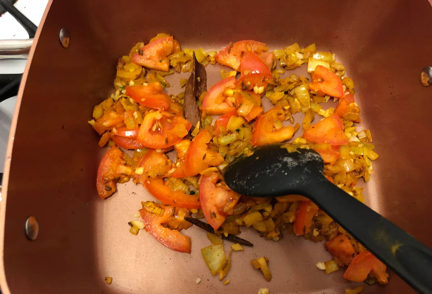 Frisches Masala – der Grundgeschmack für sämtliche indische Rezepte