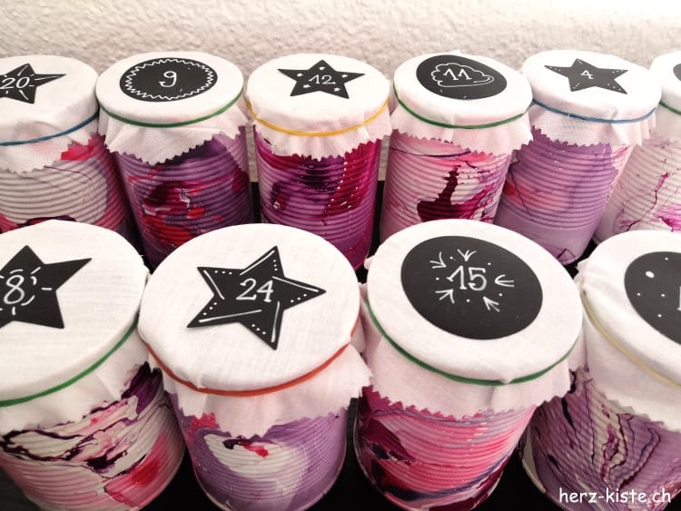 DIY Adventskalender mit marmorierten Büchsen