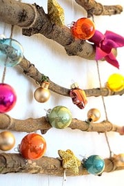 Wiederverwendbarer Weihnachtsbaum aus Ästen