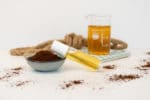 „Bye Bye müde Augen!“ mit dem Koffein-Augen-Roll-On