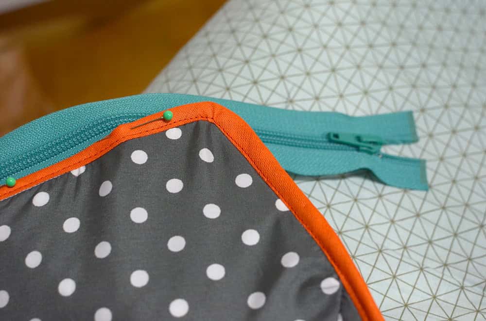 Regenschirm-Upcycling: wasserabweisende Laptophülle nähen