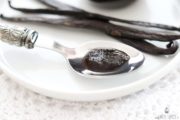 Grundrezept: Vanillepaste selbst gemacht