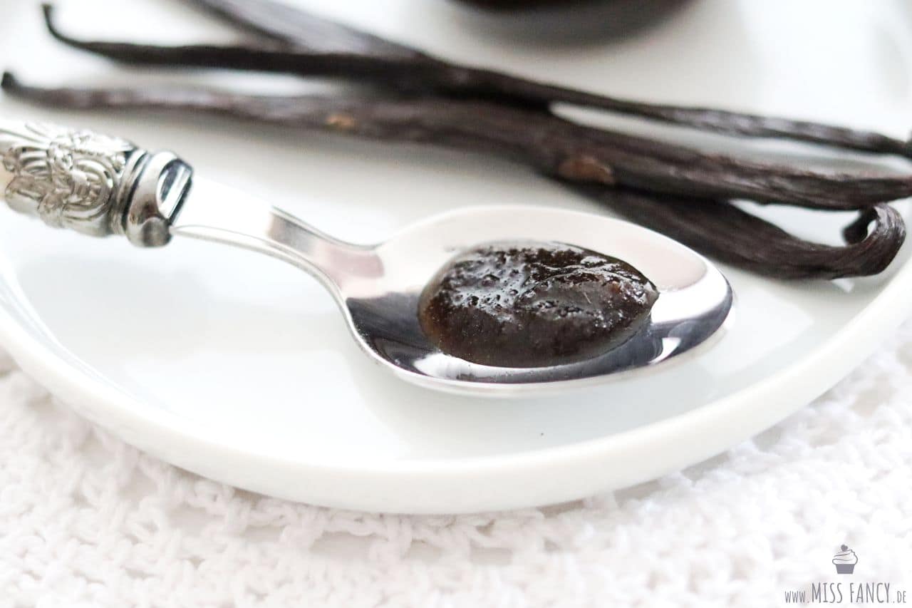 Grundrezept: Vanillepaste selbst gemacht