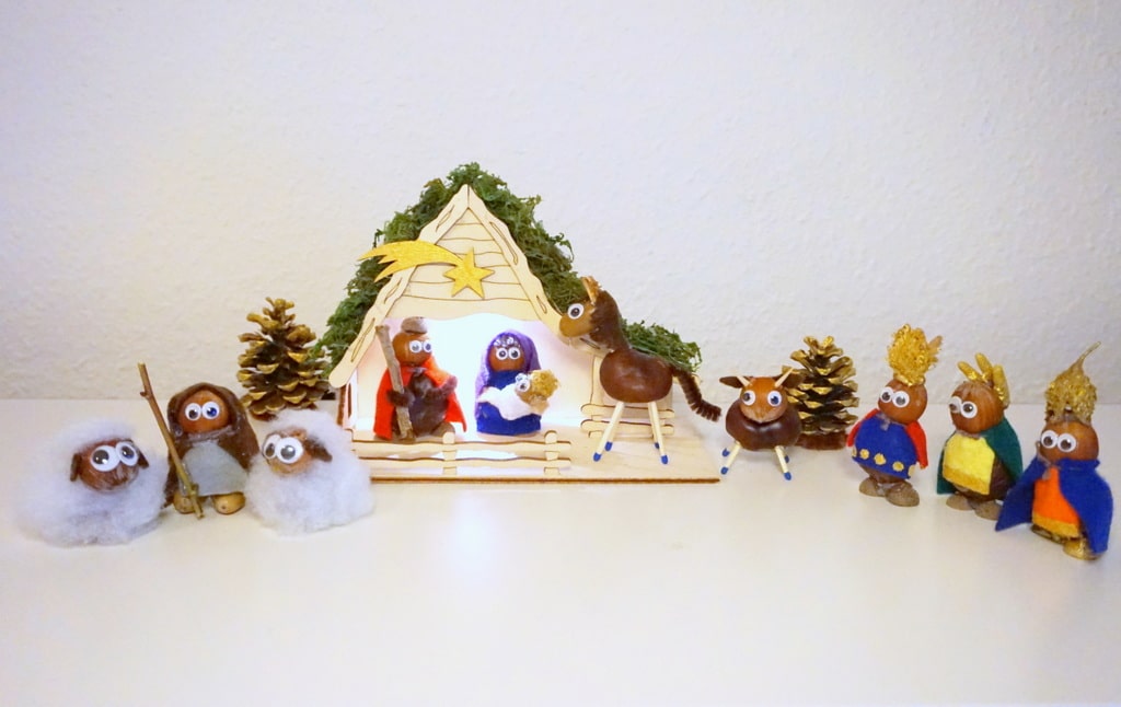 Niedliche Krippenfiguren aus Kastanien und Nüssen basteln