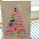 grafische Weihnachtskarten: Advents-Basteln mit Schulkindern