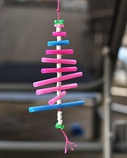 grafische Weihnachtskarten: Advents-Basteln mit Schulkindern