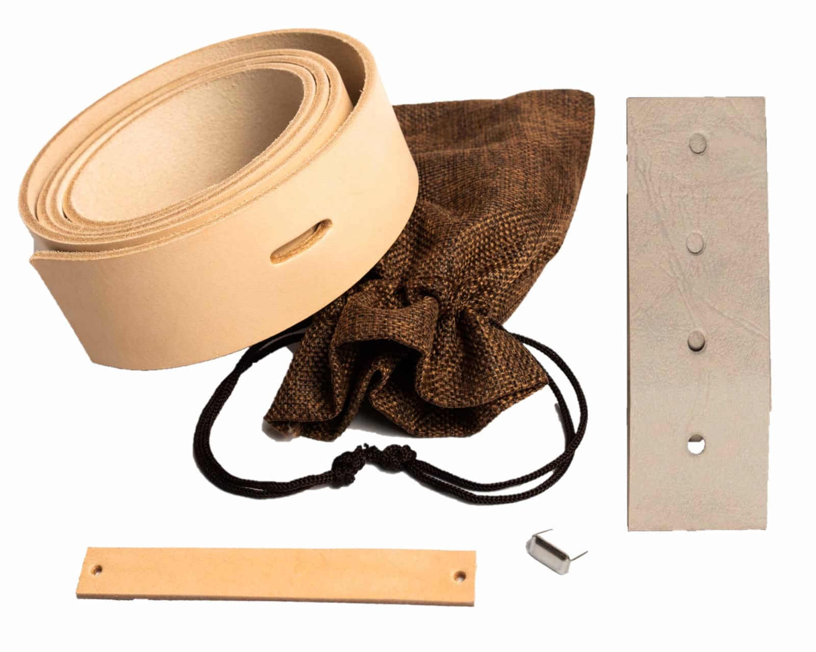 DIY Nietengürtel aus natur gegerbtem Leder
