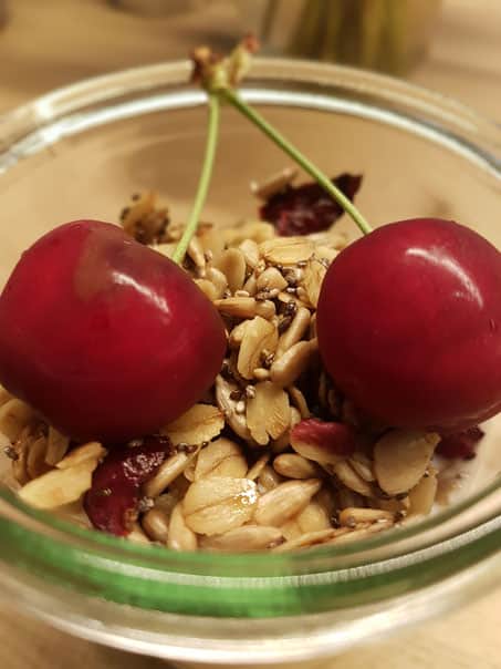 Leckere Kirsch-Granola: So machst du Müsli selbst - HANDMADE Kultur