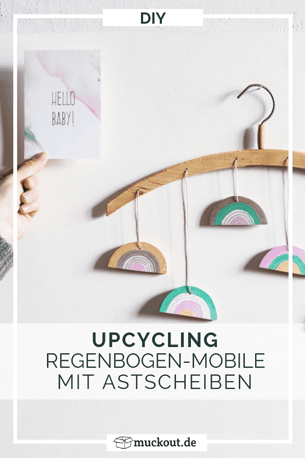 Diy Upcycling Idee Regenbogen Mobile Mit Kleiderbugel Und Astscheiben Handmade Kultur