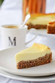 Saftiger Karotten-Käsekuchen