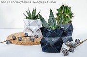 DIY Vasen oder Übertöpfe ganz einfach aus Papier falten