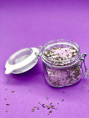 Lavendel Vanille Badesalz selber machen